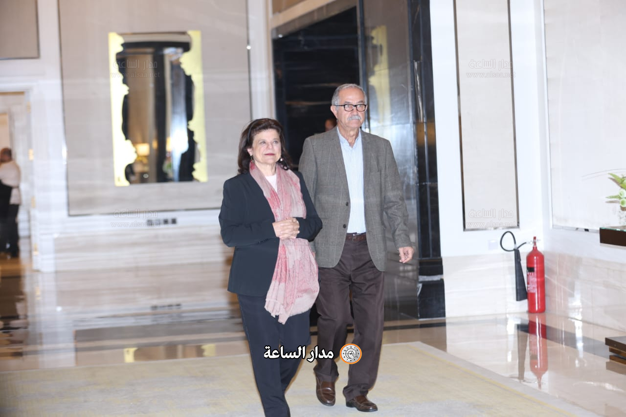 Madar Al-Saa Images 0.45387810741966494