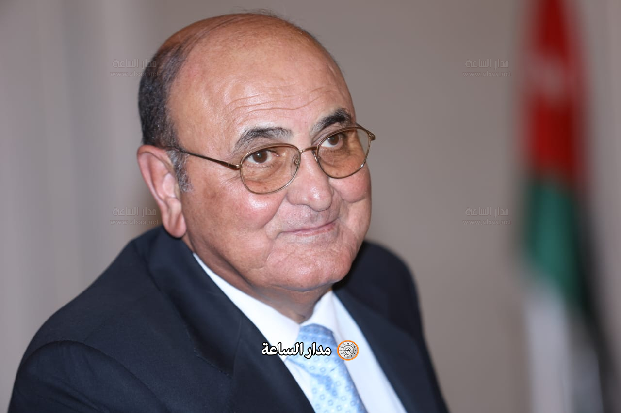 Madar Al-Saa Images 0.48675865421430586