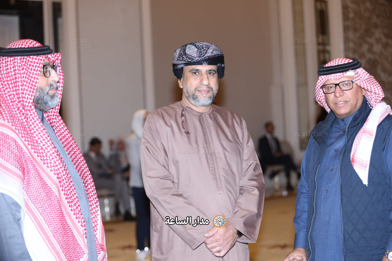 Madar Al-Saa Images 0.1567665519417849