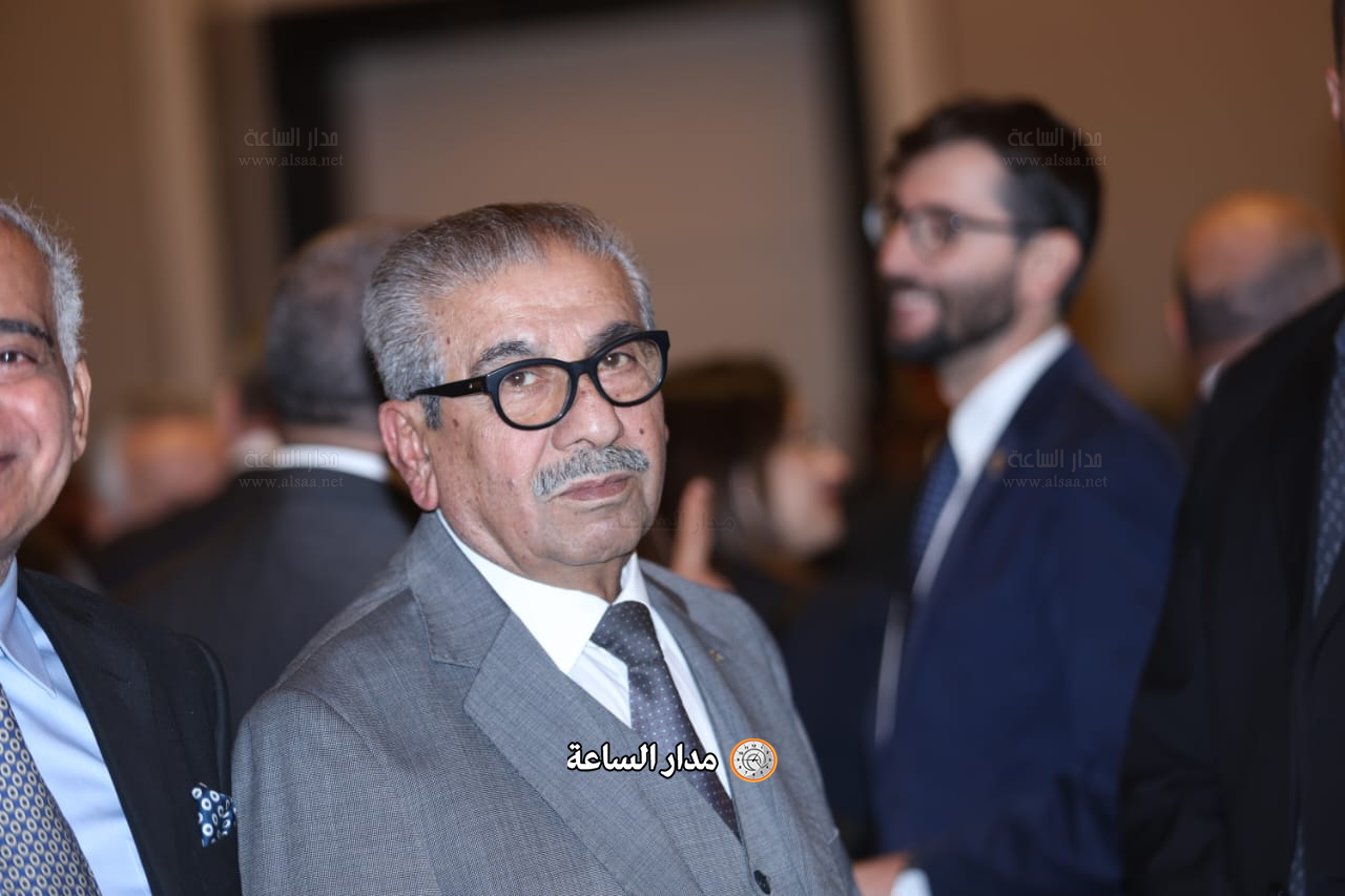 Madar Al-Saa Images 0.14195627501295371