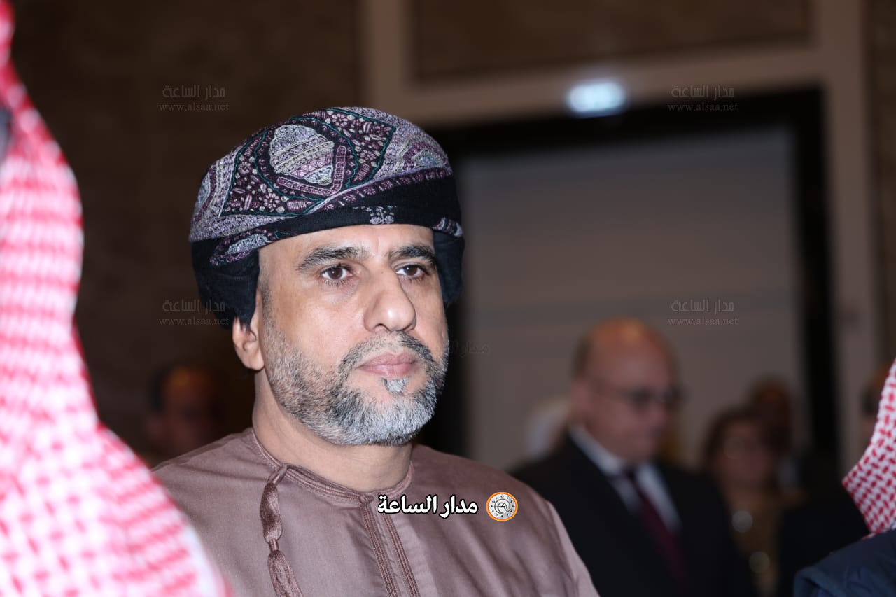 Madar Al-Saa Images 0.9312041170473973