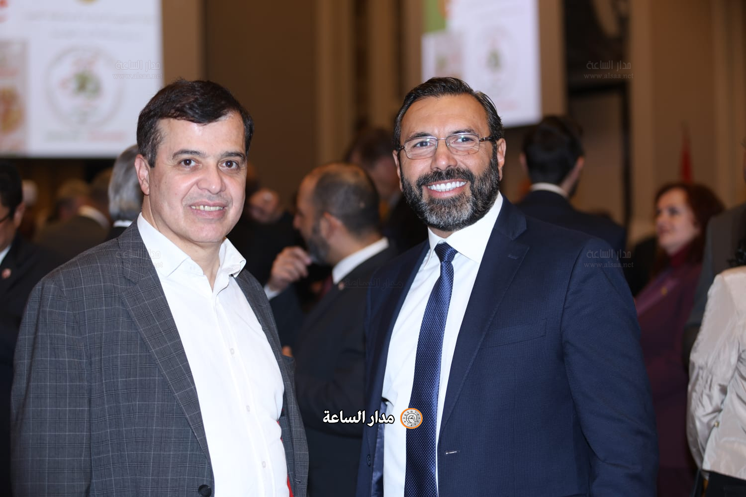 Madar Al-Saa Images 0.15114545687376868