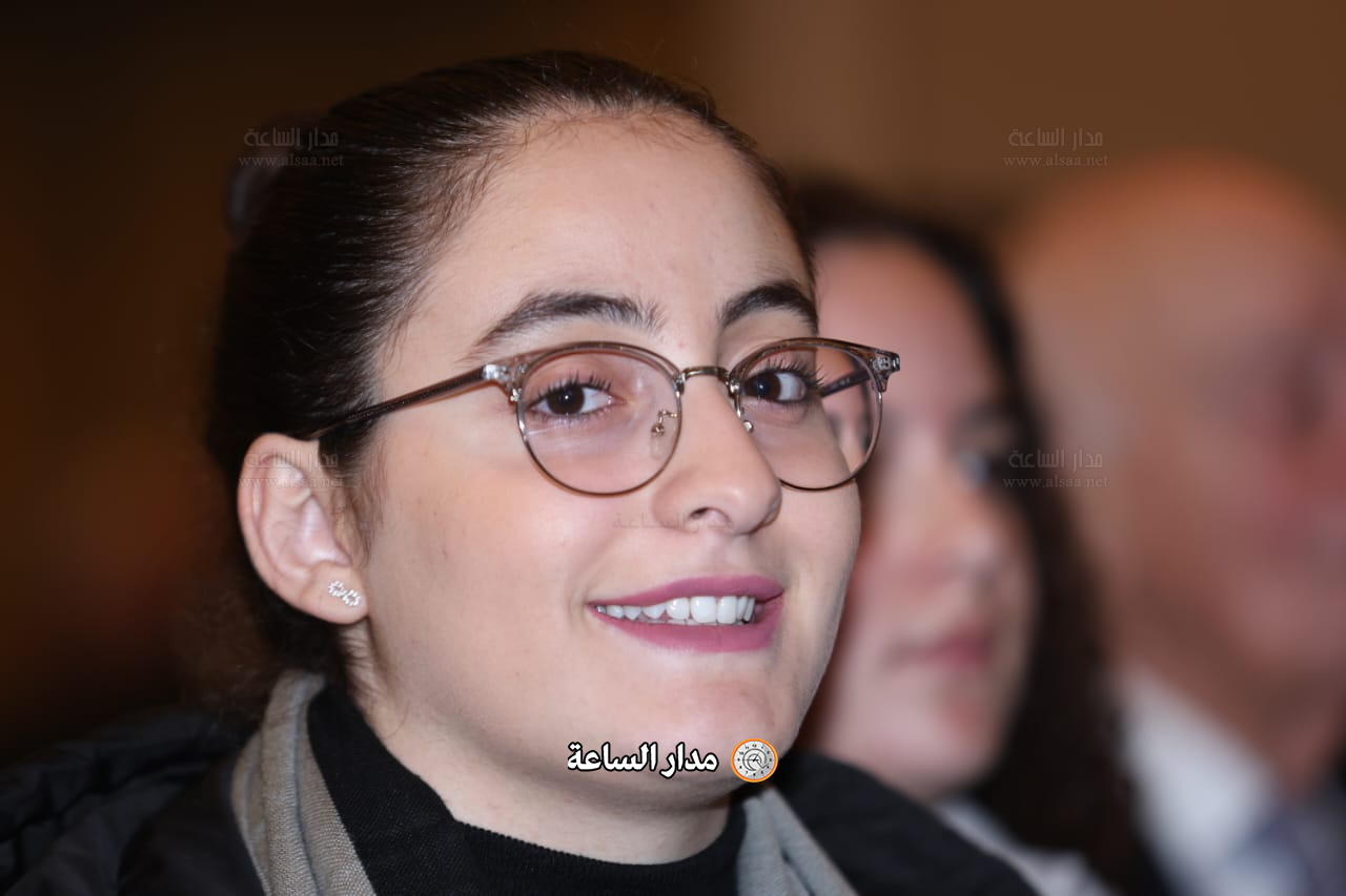 Madar Al-Saa Images 0.49868182745144796