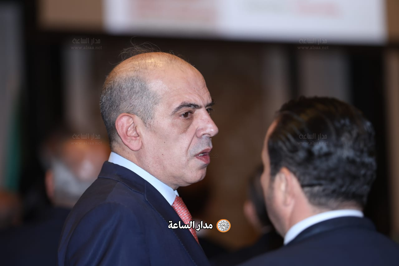 Madar Al-Saa Images 0.7355119515727546