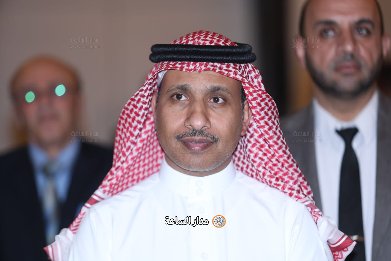 Madar Al-Saa Images 0.41220788181656576