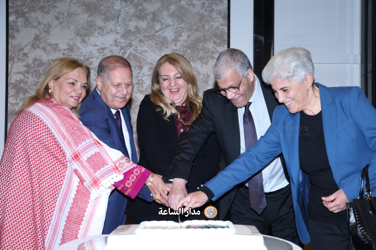 Madar Al-Saa Images 0.6220230985591795