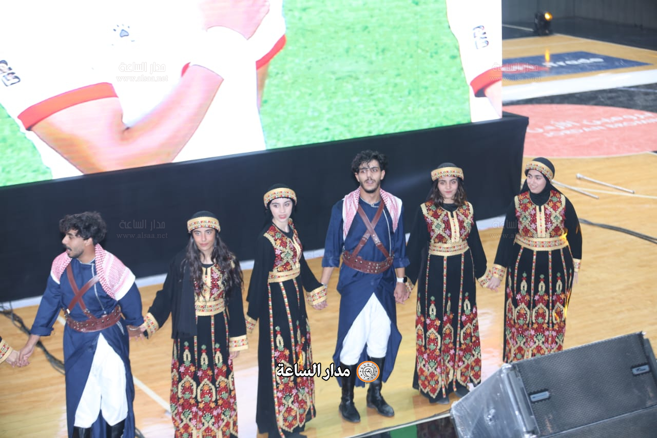 Madar Al-Saa Images 0.9847545622190039