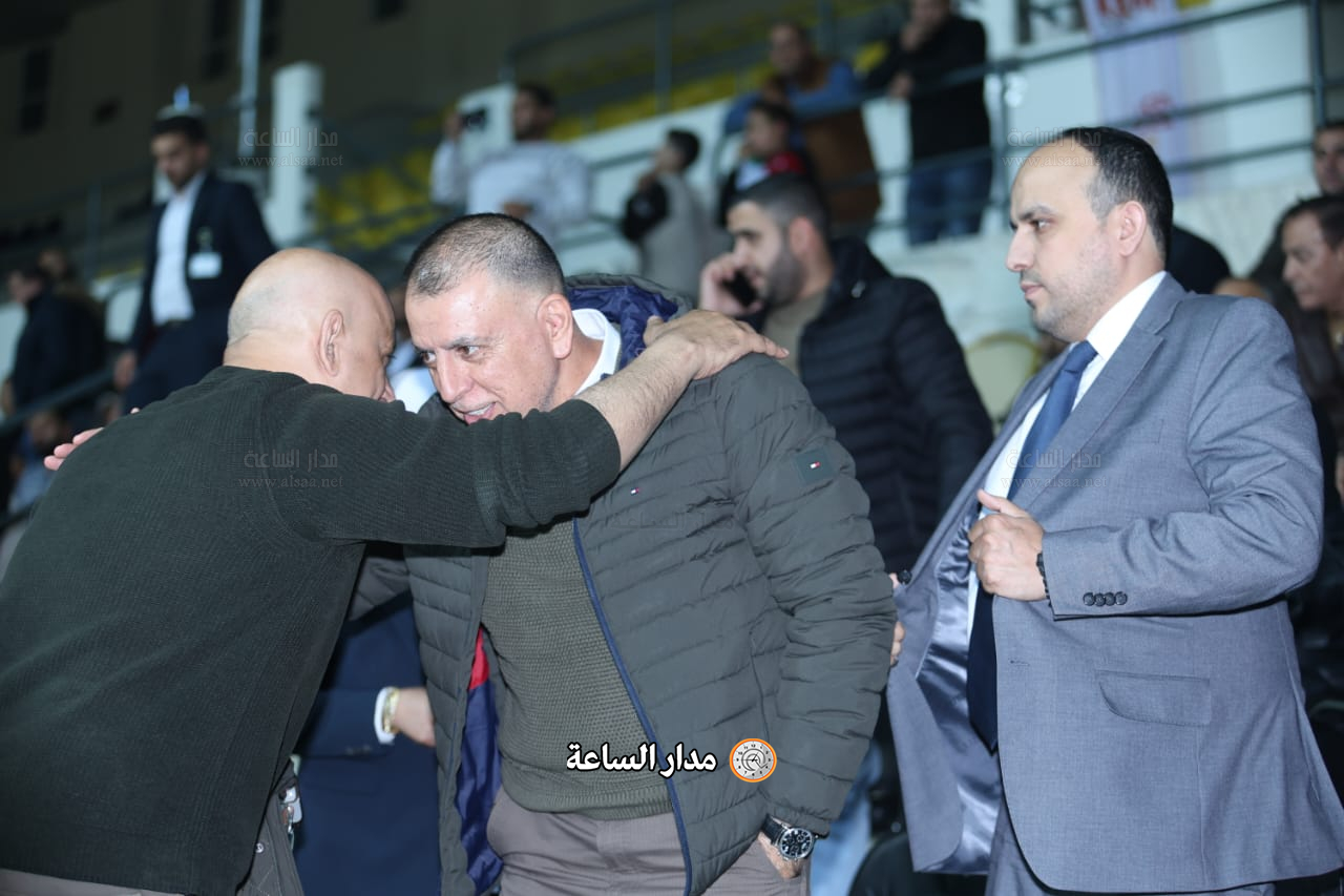 Madar Al-Saa Images 0.3923322632233077