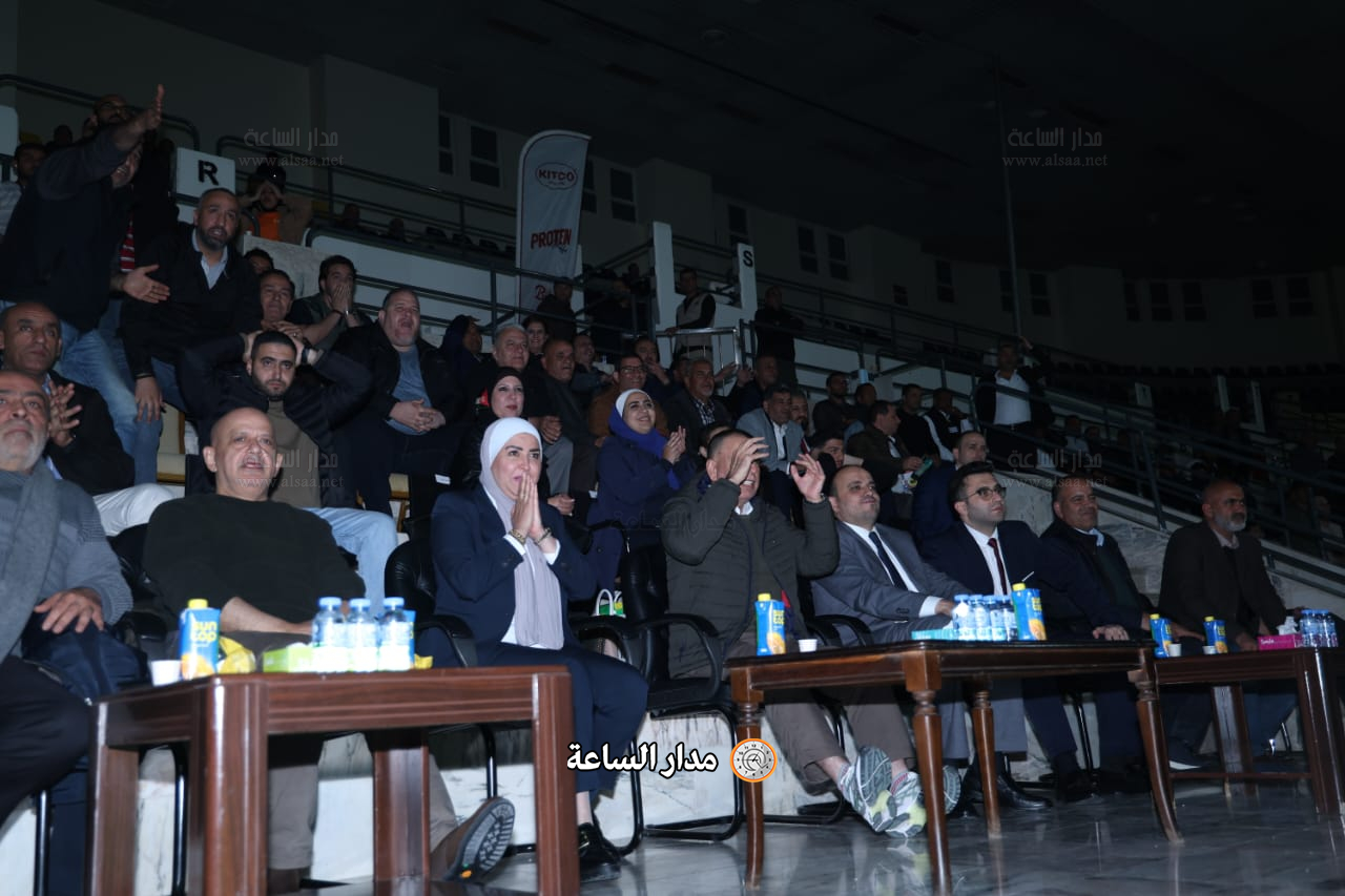 Madar Al-Saa Images 0.4357869610851832