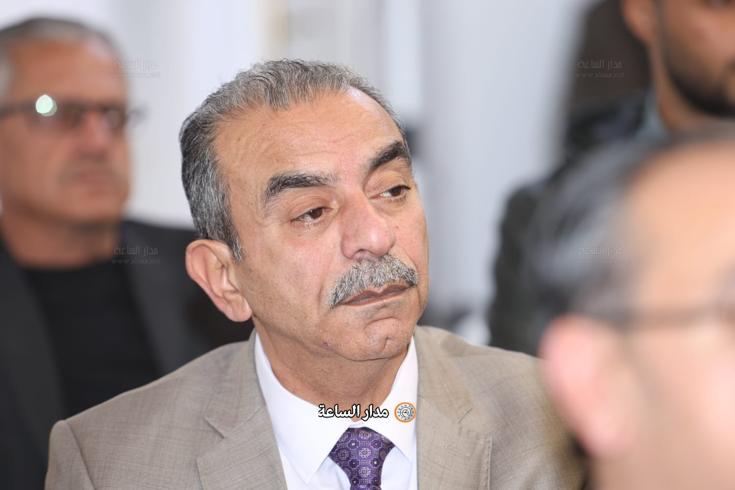 Madar Al-Saa Images 0.06912994599132438