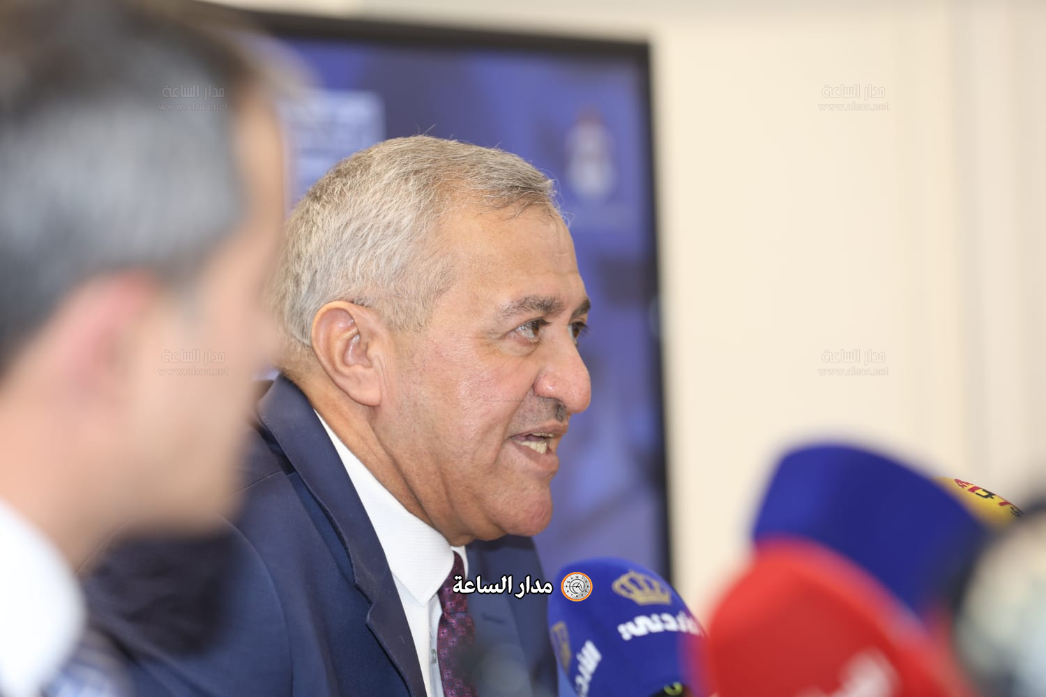 Madar Al-Saa Images 0.905735924253791