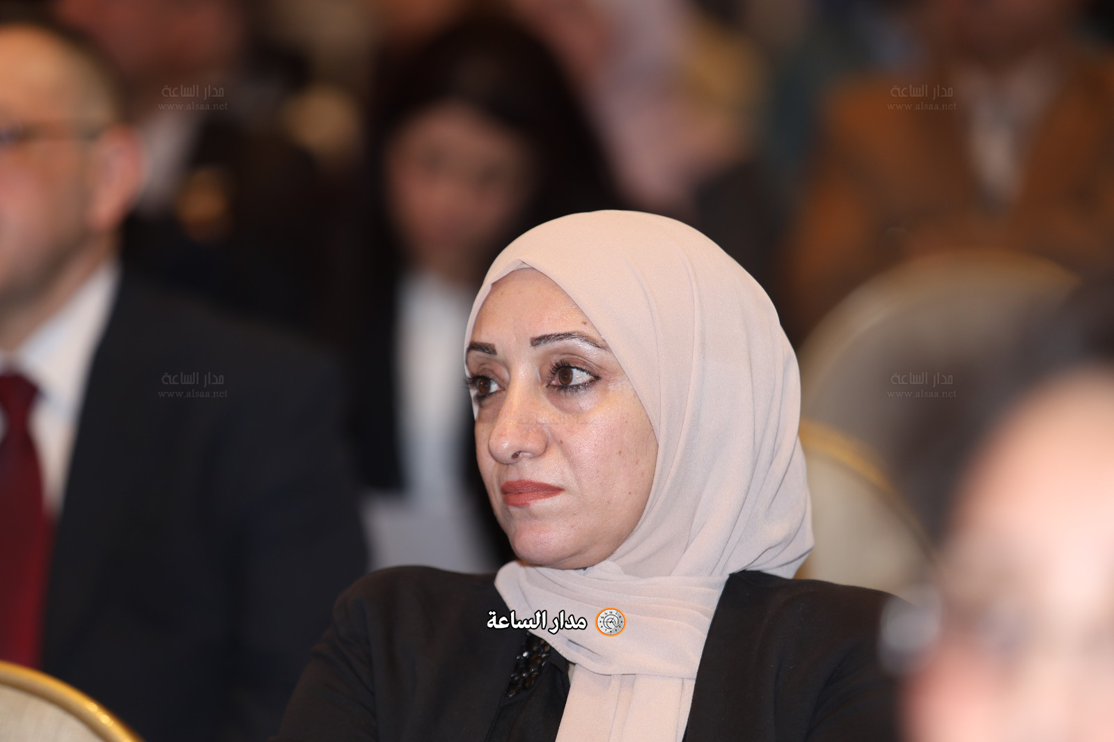 Madar Al-Saa Images 0.0058411149984529676