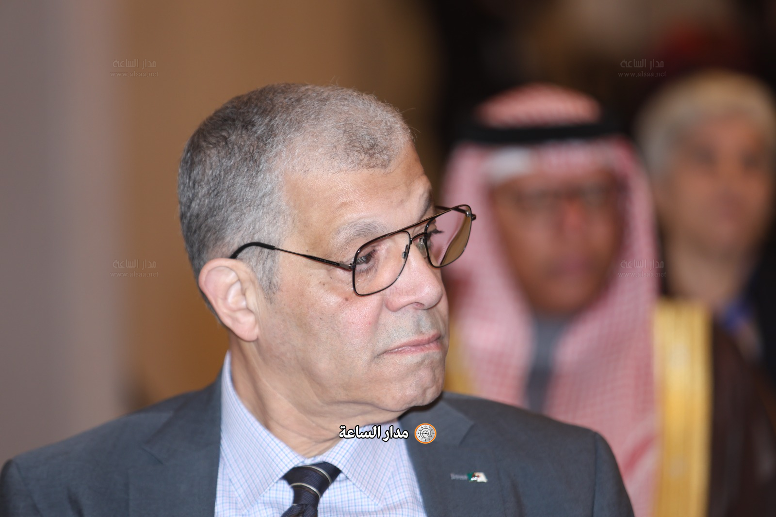 Madar Al-Saa Images 0.3389439587219458