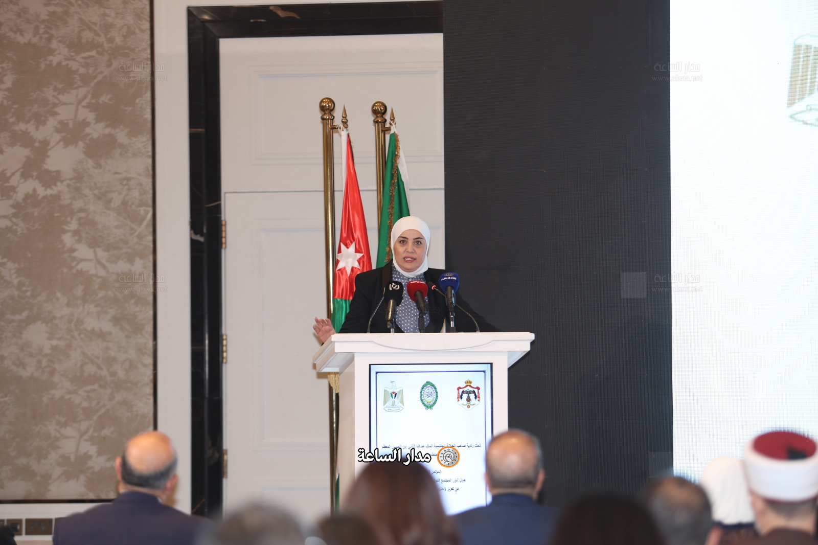 Madar Al-Saa Images 0.43242683305093