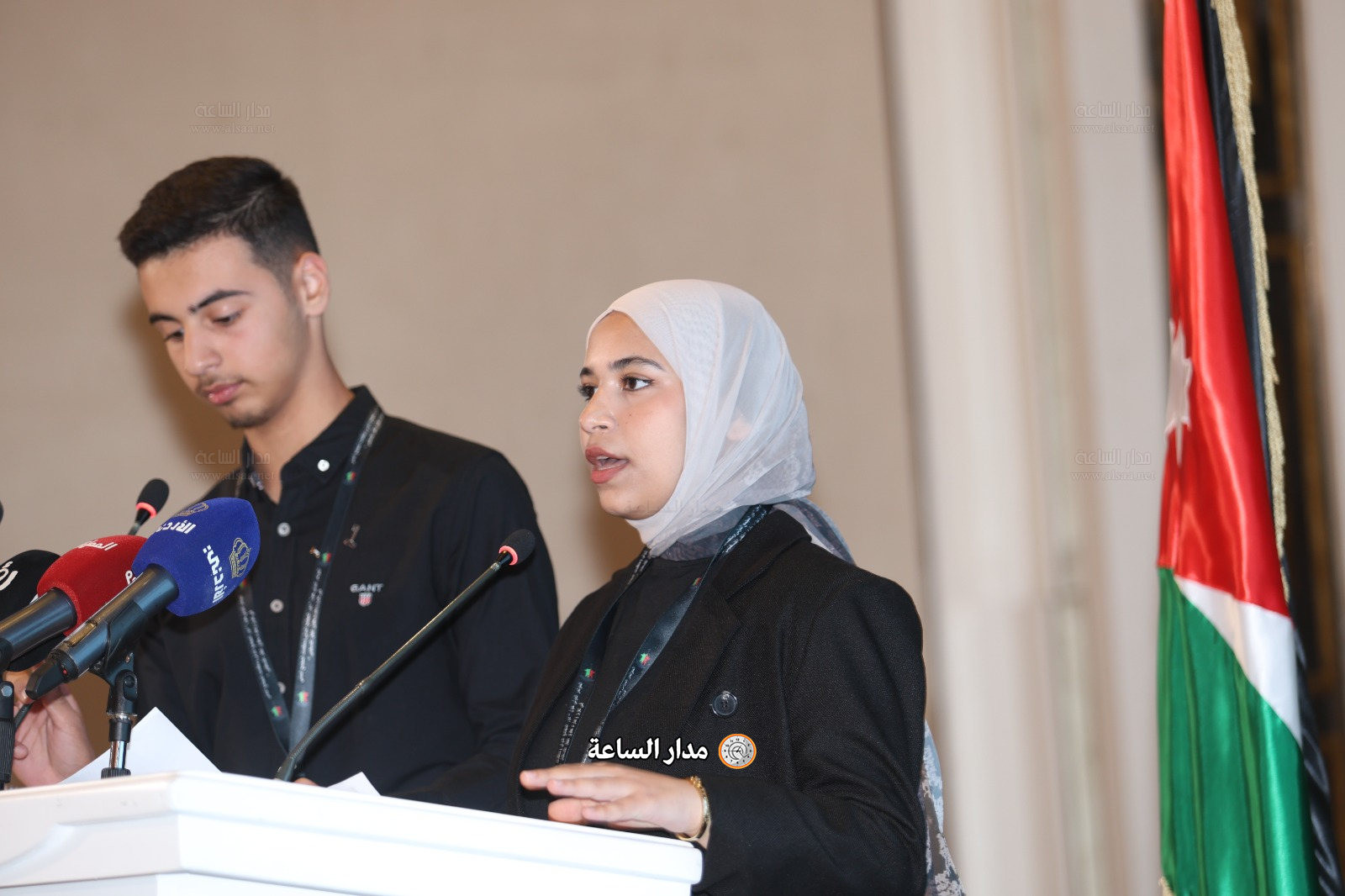 Madar Al-Saa Images 0.7240064262636752