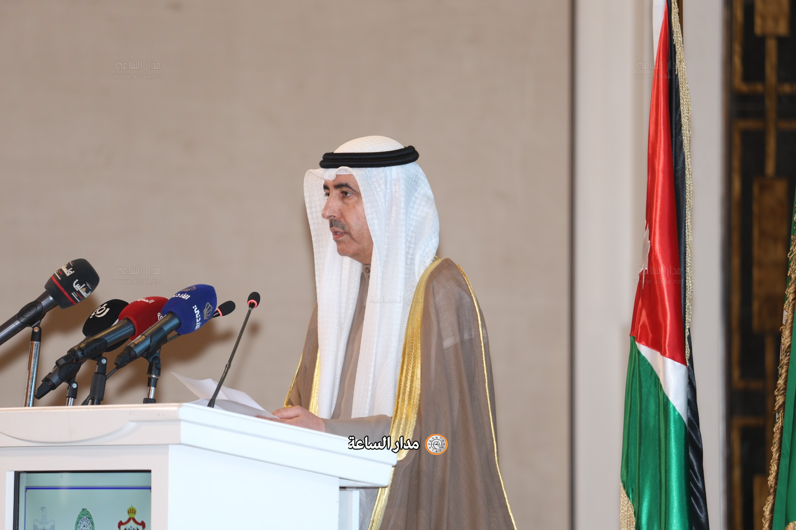 Madar Al-Saa Images 0.17586636720145288