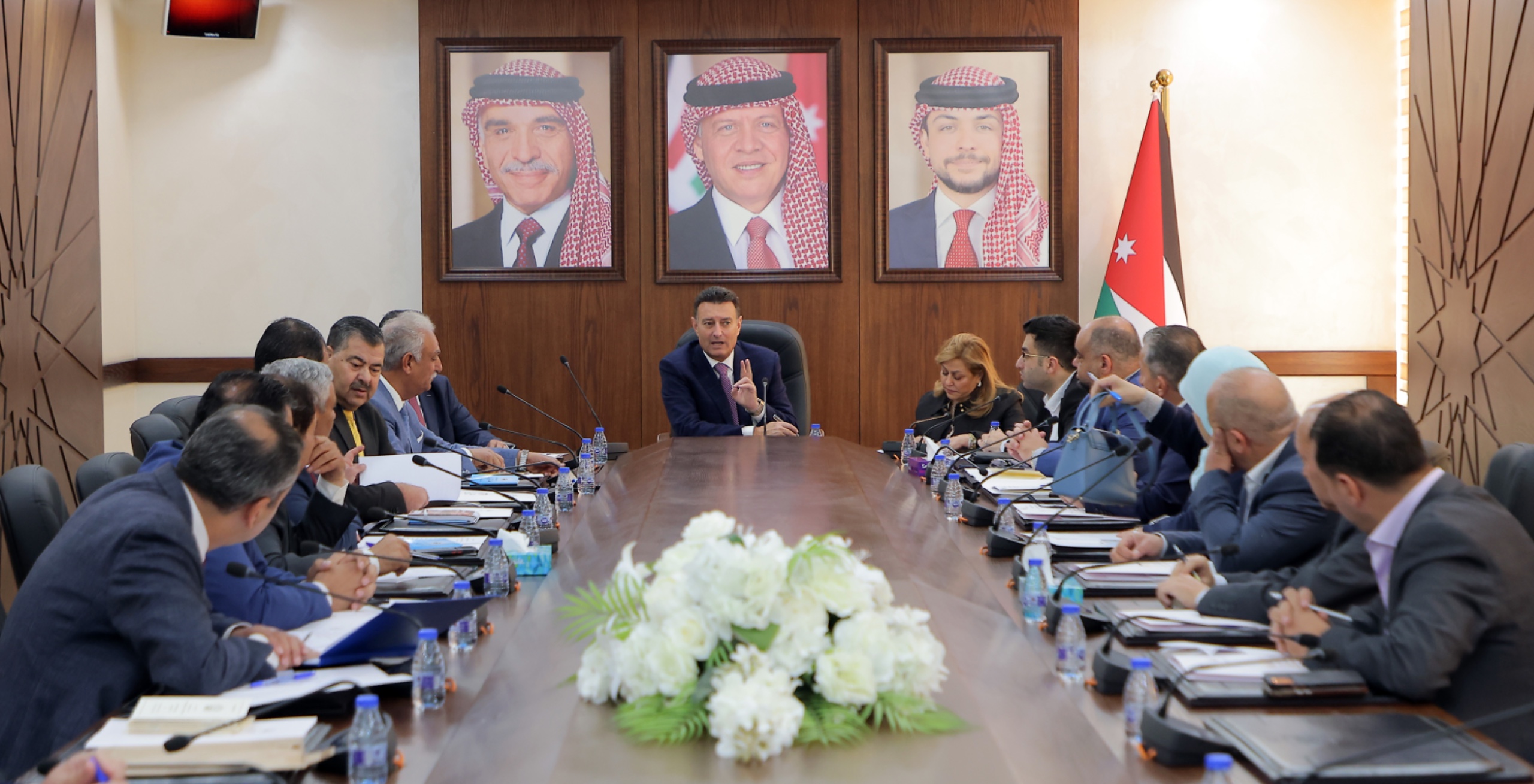 Madar Al-Saa Images 0.12781618319222043