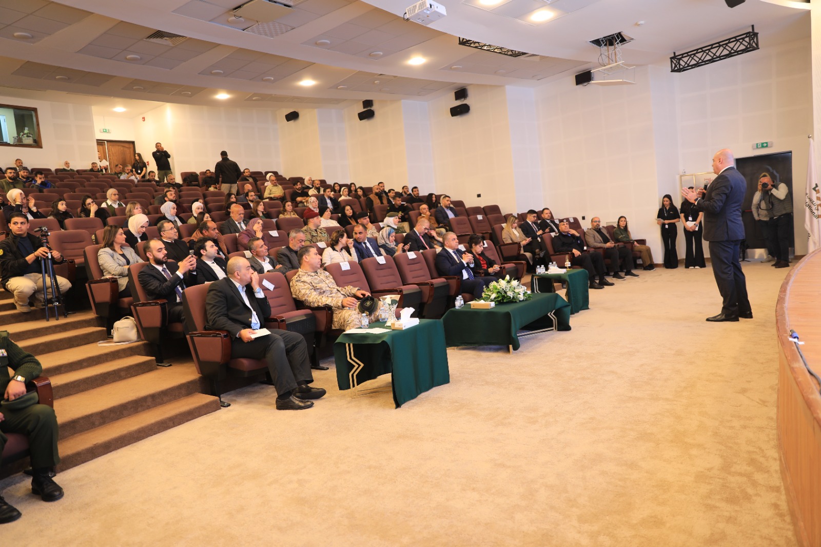 Madar Al-Saa Images 0.7571383492554786