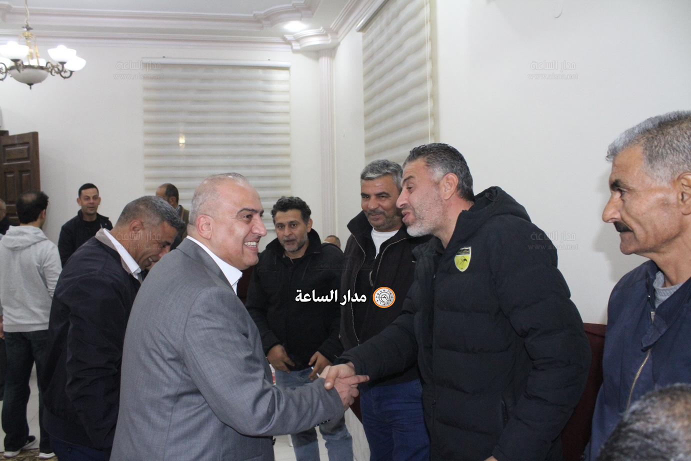 Madar Al-Saa Images 0.4944102609528378