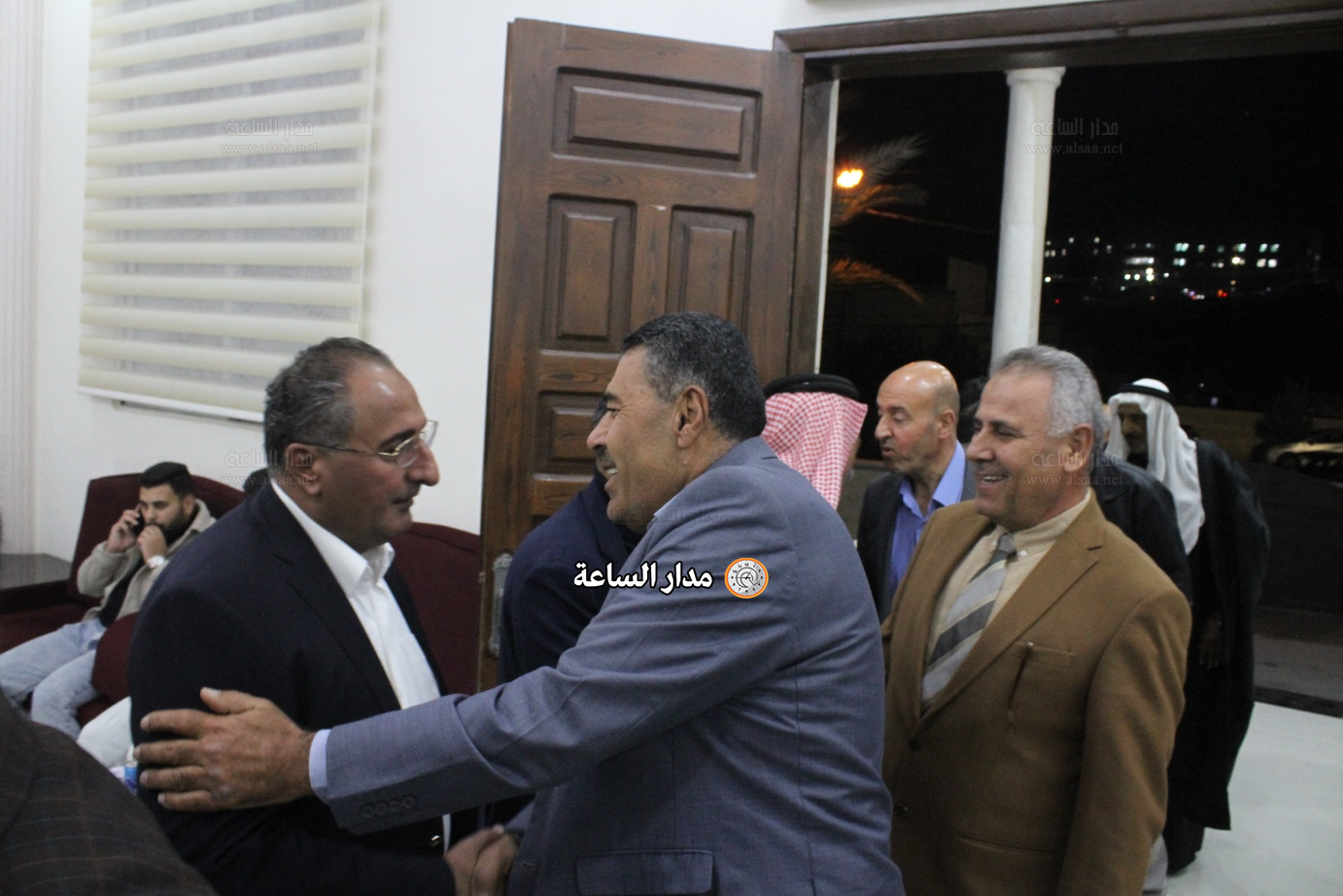 Madar Al-Saa Images 0.021037263949595042