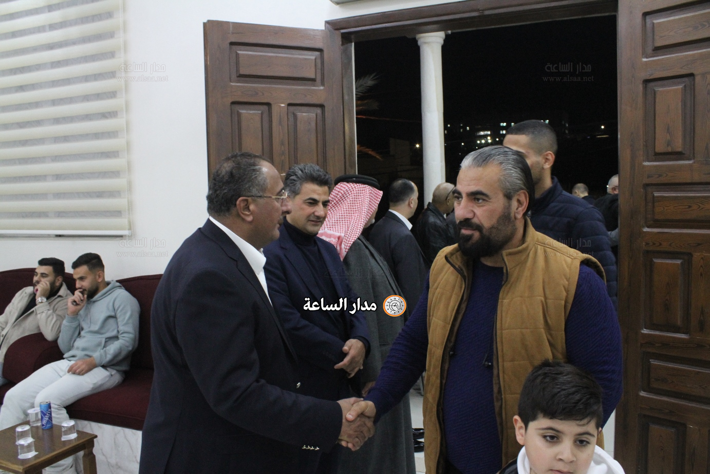 Madar Al-Saa Images 0.8964370447279442