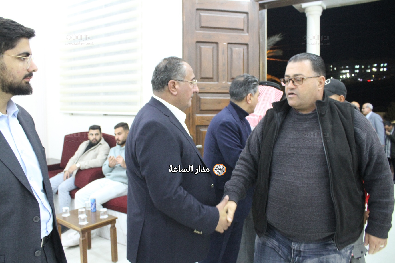 Madar Al-Saa Images 0.3308621192149126