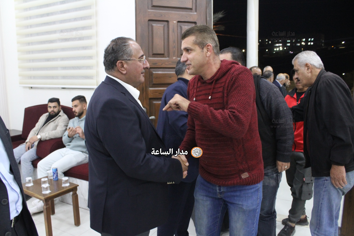 Madar Al-Saa Images 0.4199380953647571