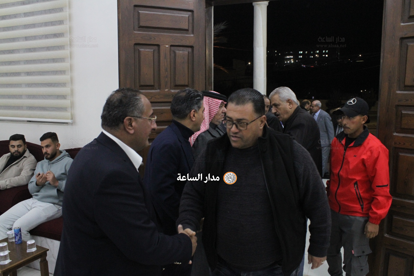 Madar Al-Saa Images 0.37229350854321686