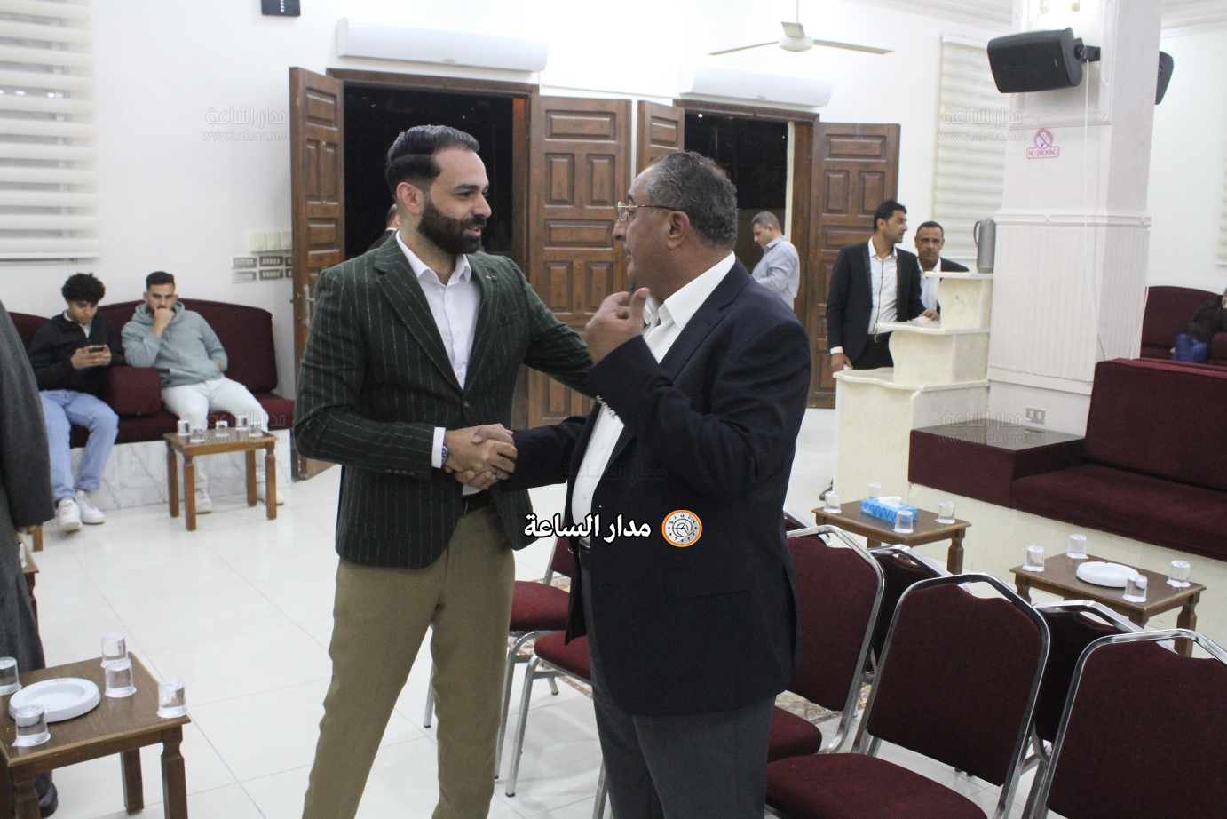 Madar Al-Saa Images 0.3209885837218365