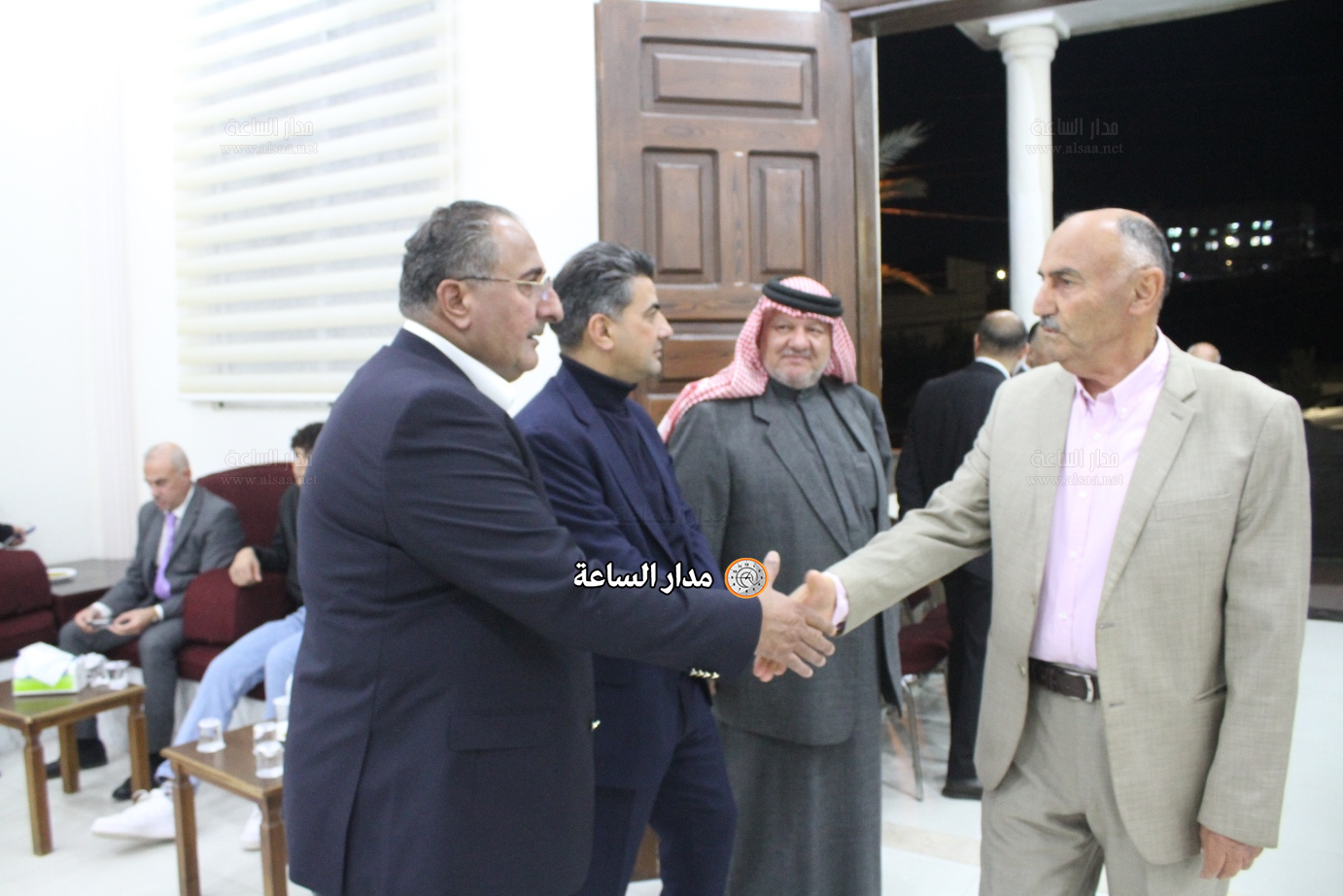 Madar Al-Saa Images 0.4497247976935528