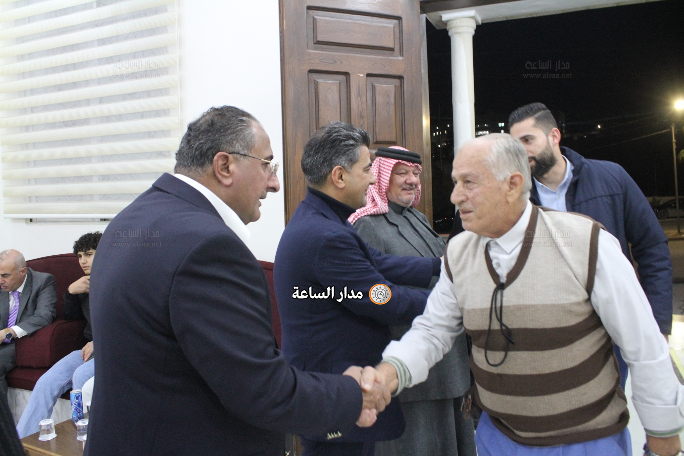 Madar Al-Saa Images 0.9717416138397936