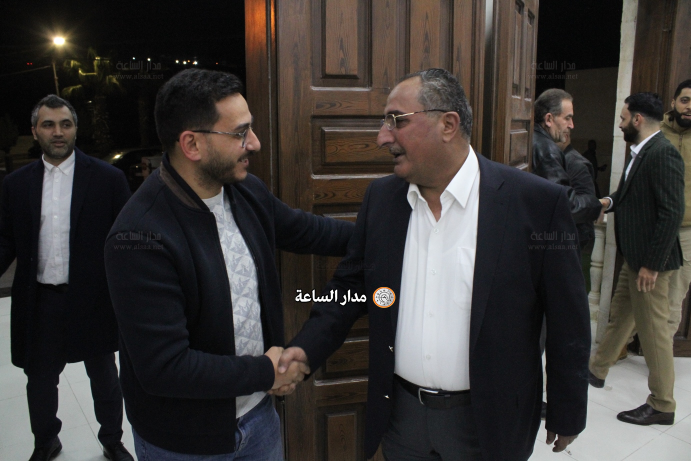 Madar Al-Saa Images 0.17724309908564329