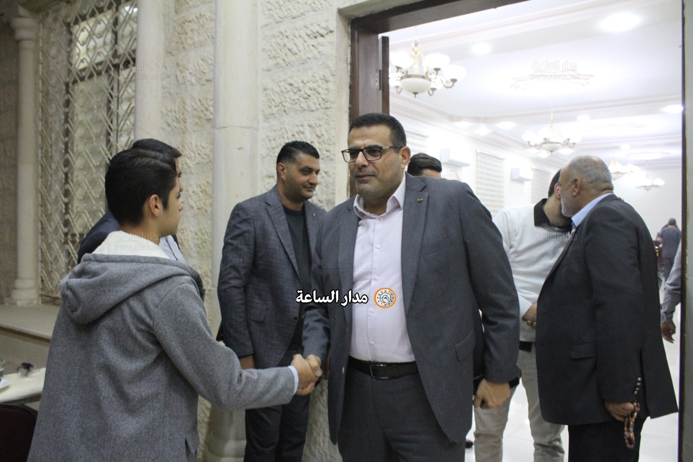 Madar Al-Saa Images 0.8371340545209909