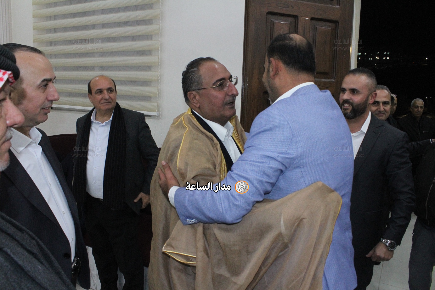 Madar Al-Saa Images 0.3907523009653835