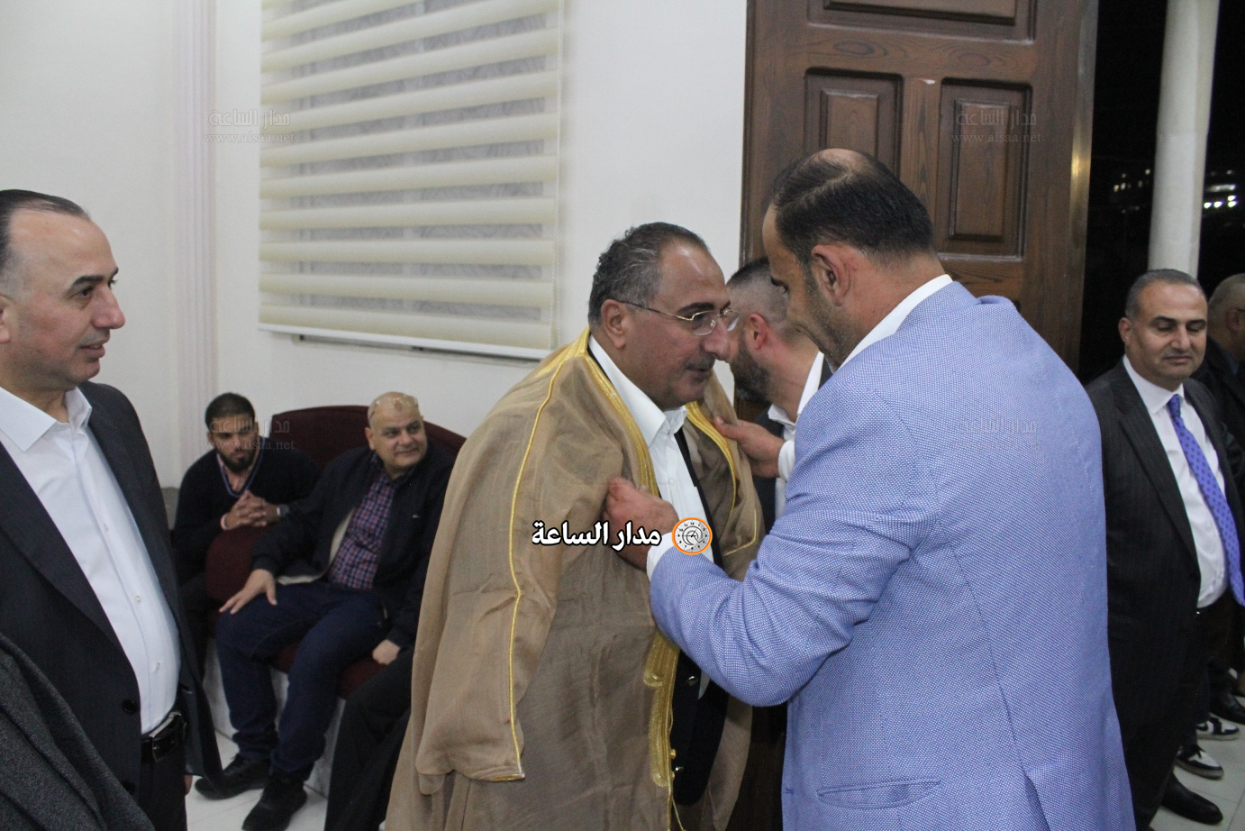 Madar Al-Saa Images 0.6208062345449514