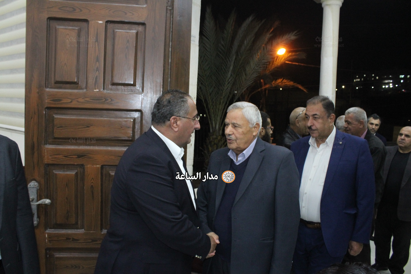 Madar Al-Saa Images 0.463393774033684