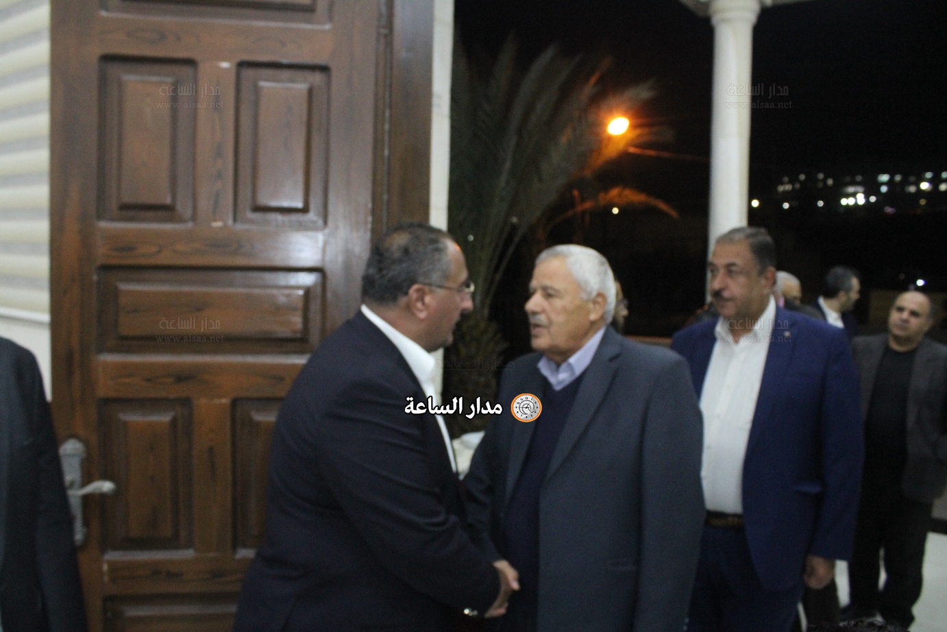 Madar Al-Saa Images 0.08057408273190636