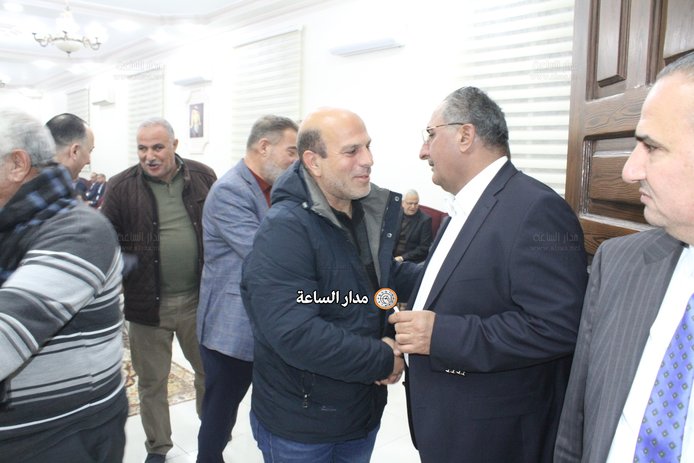 Madar Al-Saa Images 0.6358340070465667