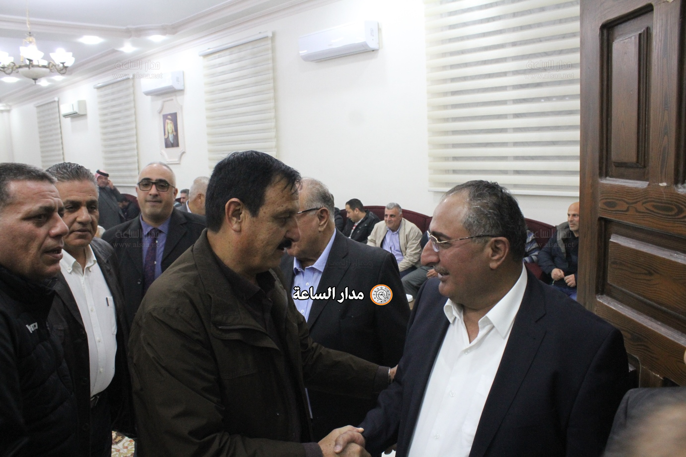 Madar Al-Saa Images 0.3922563276533475