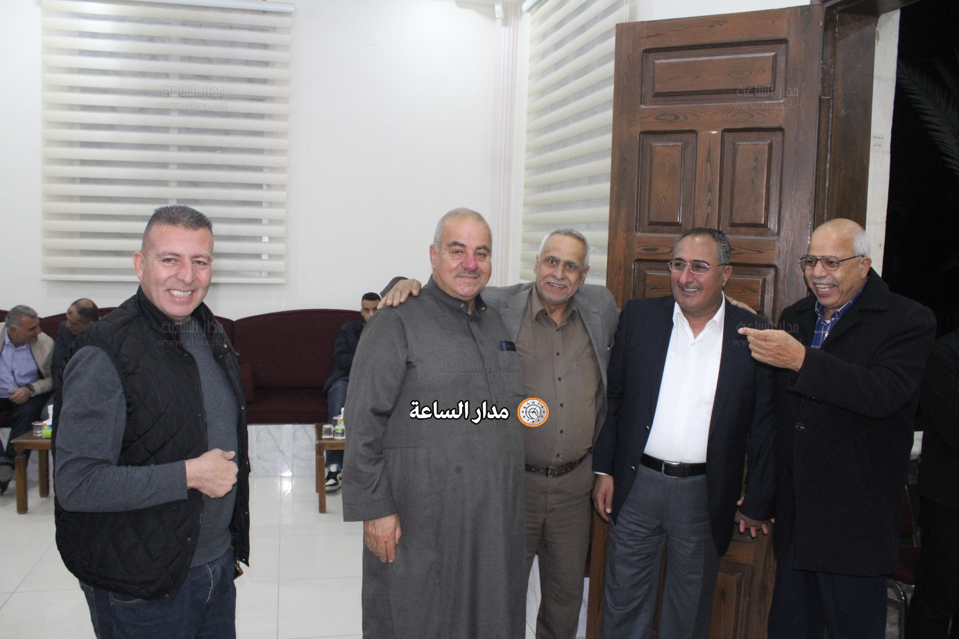 Madar Al-Saa Images 0.4198072282969627