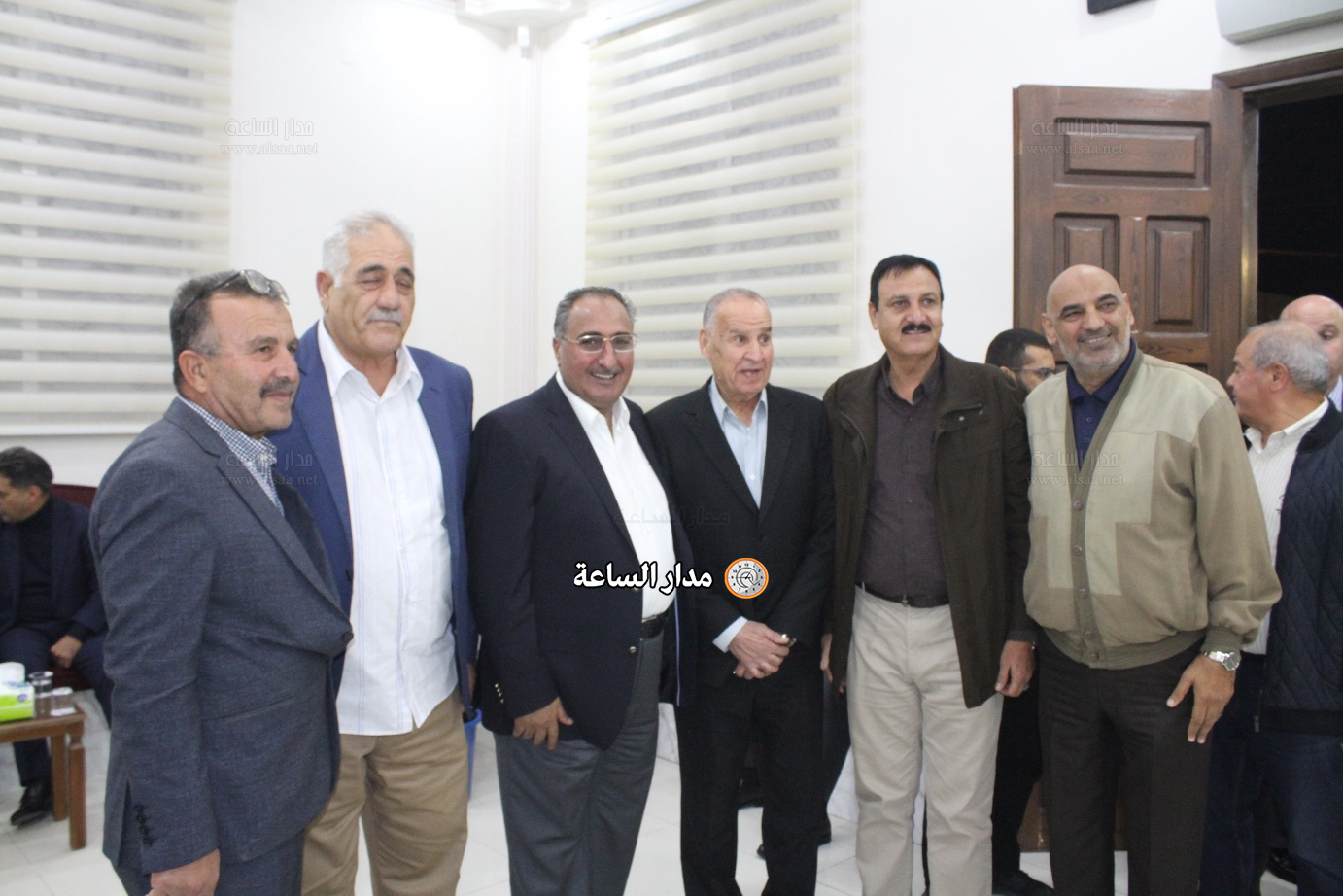 Madar Al-Saa Images 0.04252600388012073