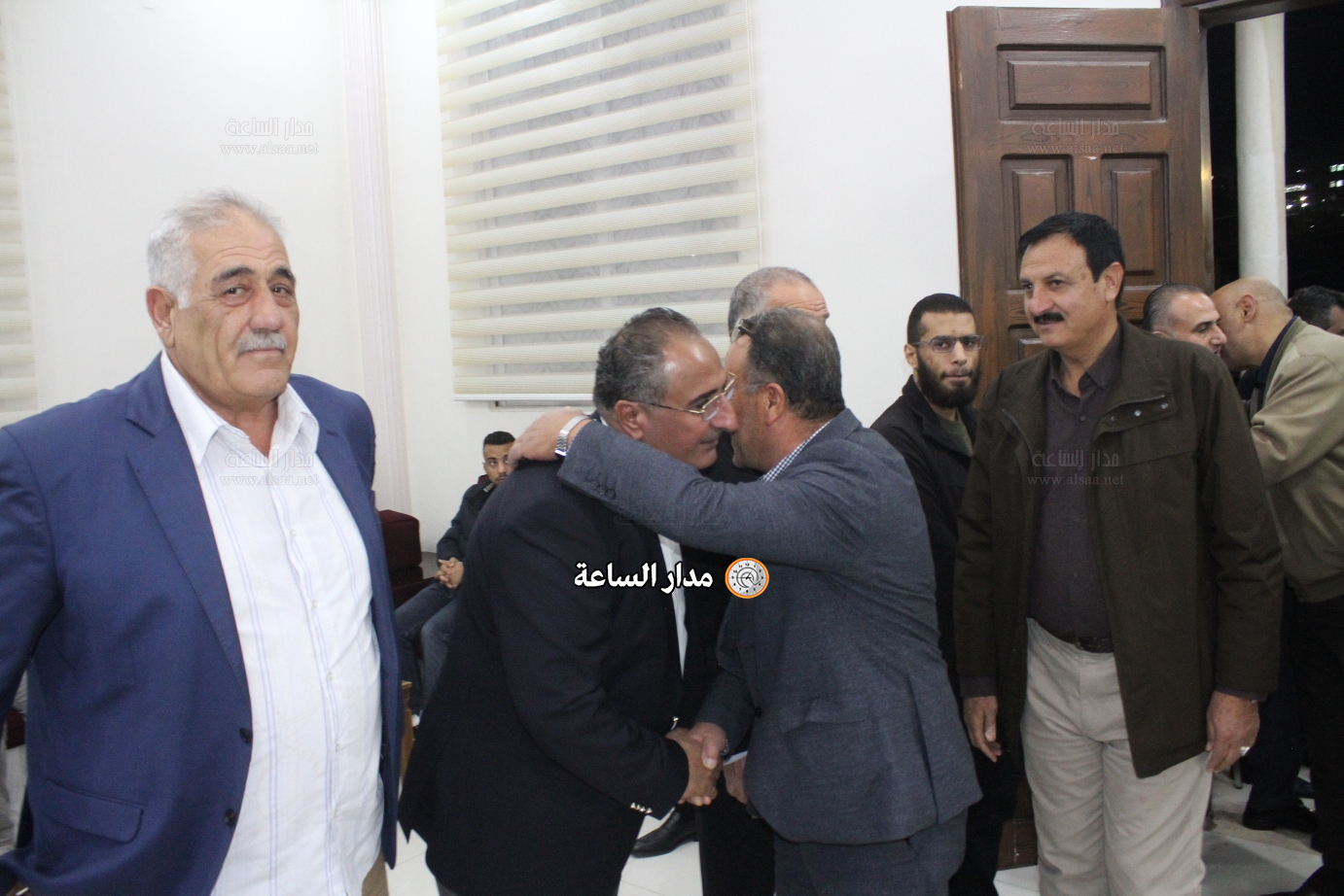 Madar Al-Saa Images 0.8879838674565659