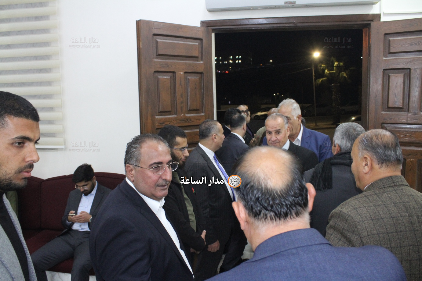 Madar Al-Saa Images 0.796230569024474