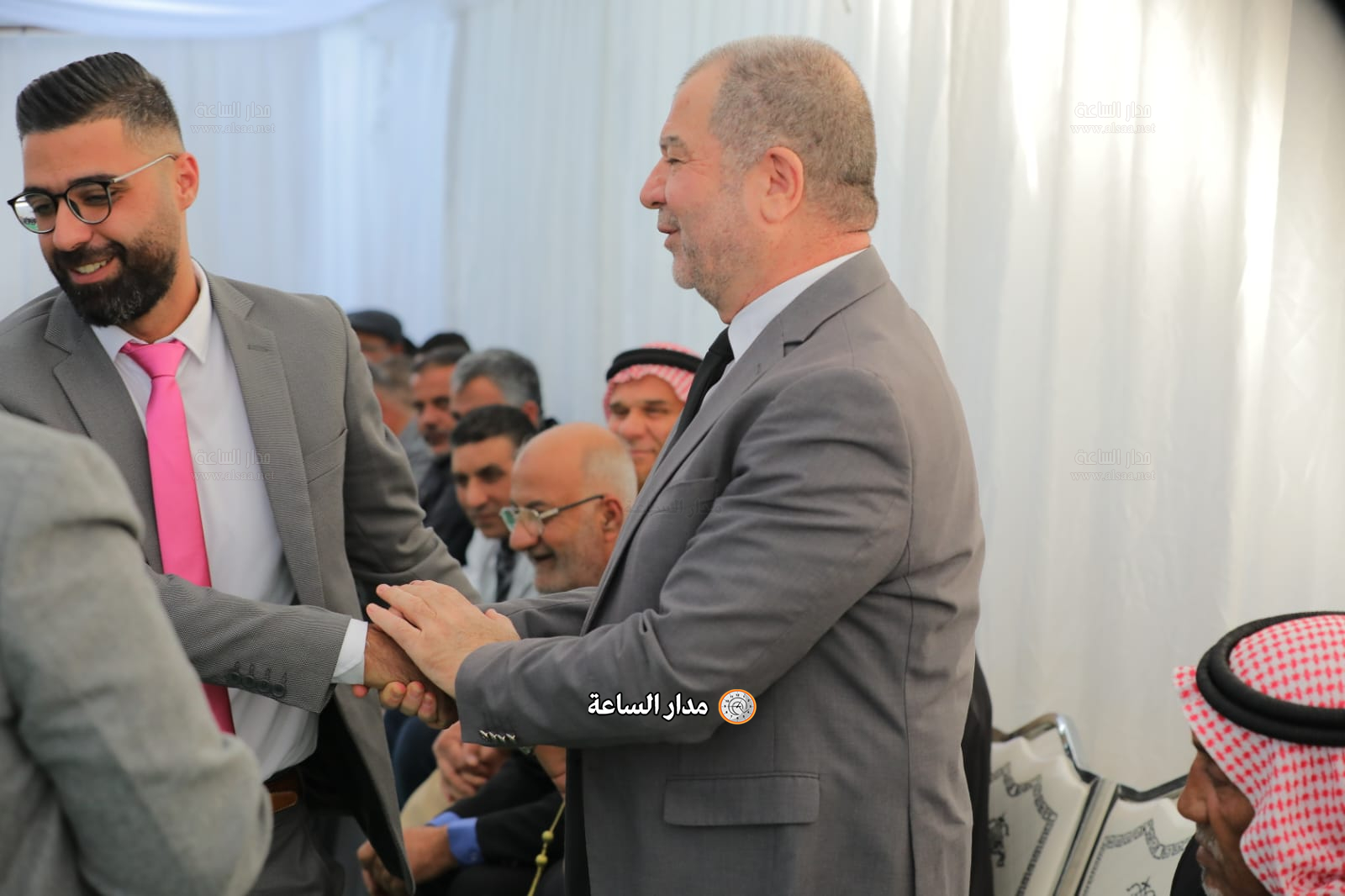 Madar Al-Saa Images 0.7916698661227051