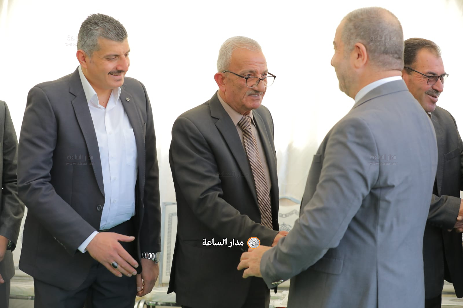 Madar Al-Saa Images 0.10907127284889184