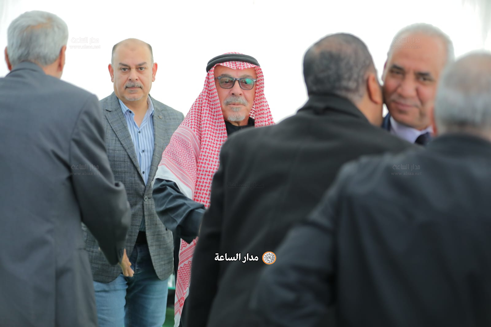 Madar Al-Saa Images 0.12869388186453445