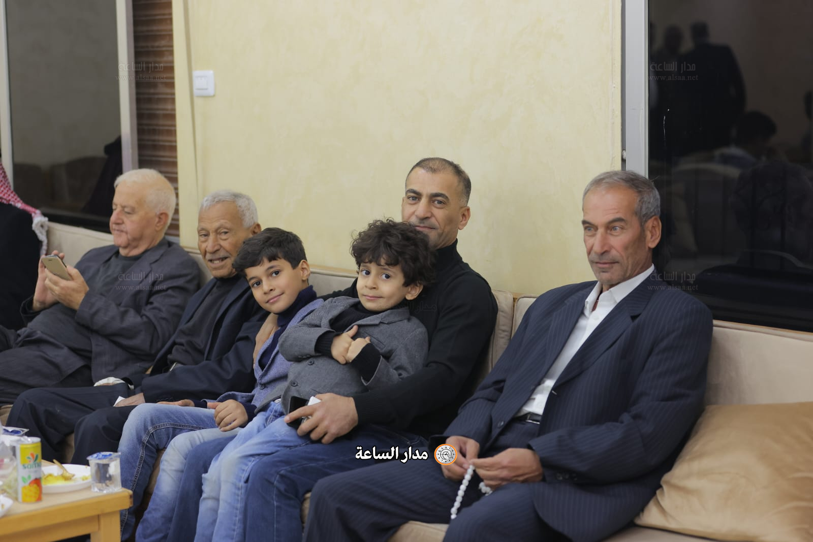 Madar Al-Saa Images 0.2641148578329342