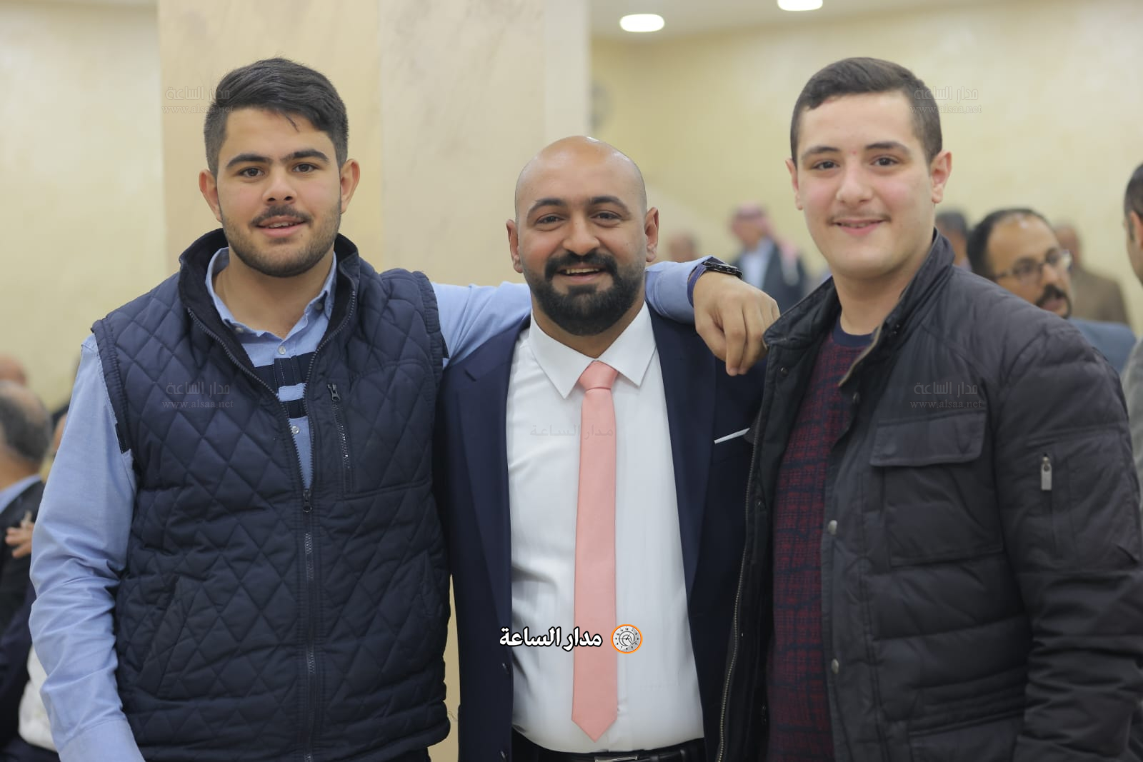 Madar Al-Saa Images 0.2908058584464104