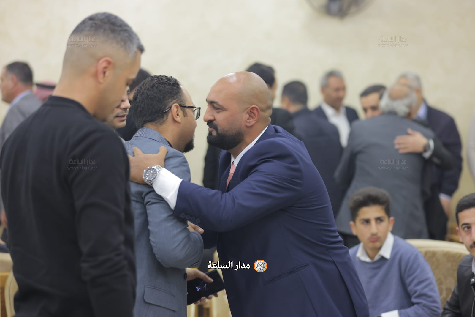 Madar Al-Saa Images 0.7997489718779927