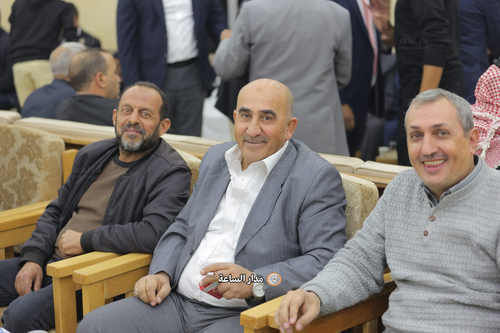 Madar Al-Saa Images 0.5719128582942605